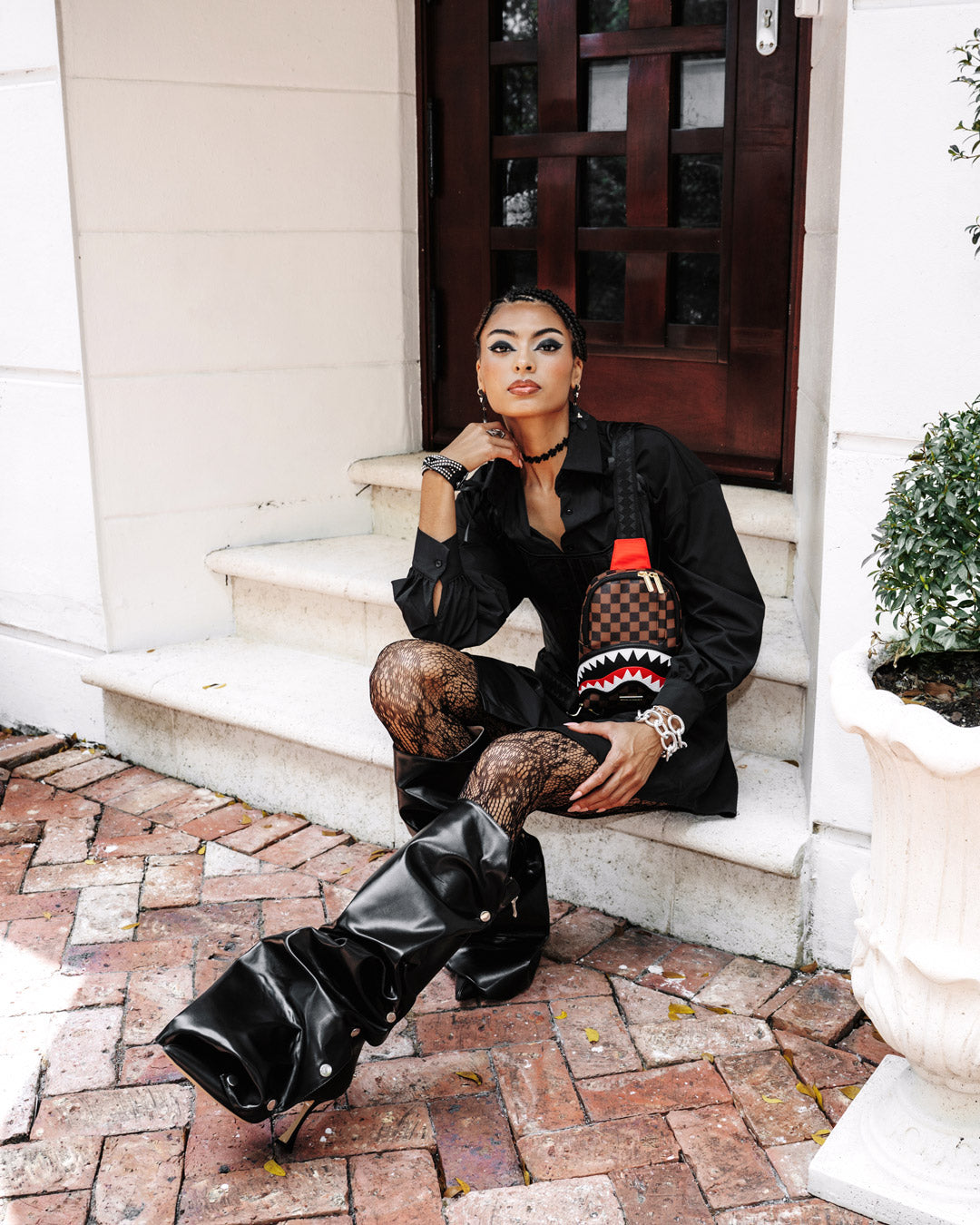 SAWTOOTH SHARKS IN PARIS ONE-STRAP SLING